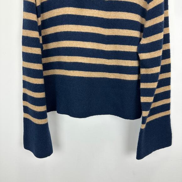 J.Crew Chunky Crewneck Sweater Supersoft Yarn Cropped Oversized Navy XS NWT - Picture 7 of 12